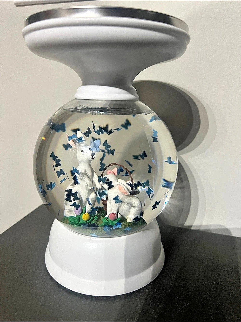 Bath & Body Works Easter Bunnies Water Globe 3-Wick Candle Holder Candle Holder